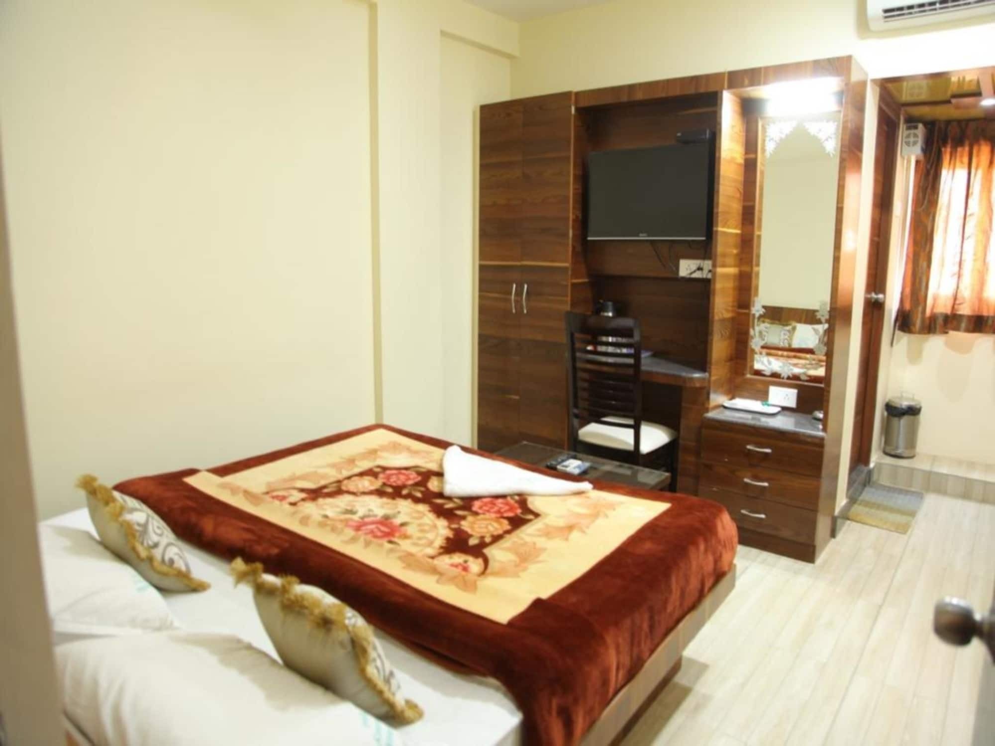 Kanchi Residency Chennai Exterior photo